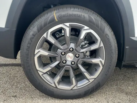 More photos of 2027 GMC Terrain FWD Elevation at Tom Gill Buick GMC, OH