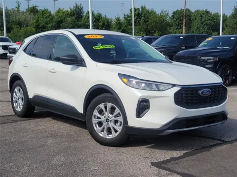 White 2023 Ford Escape Active for sale in Hamilton, OH
