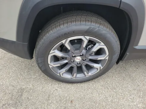 More photos of 2027 GMC Terrain AWD Elevation at Tom Gill Buick GMC, OH