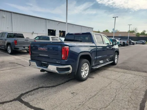 More photos of 2020 GMC Sierra 1500 SLT at Tom Gill Buick GMC, OH