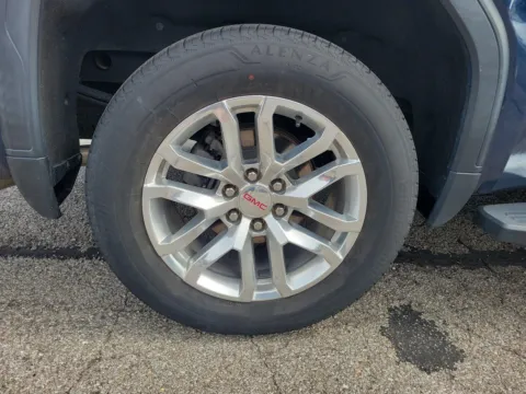 More photos of 2020 GMC Sierra 1500 SLT at Tom Gill Buick GMC, OH