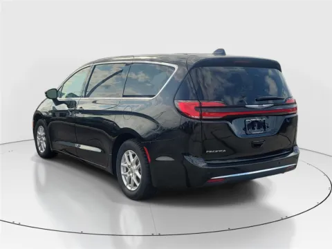 Another view of 2024 Chrysler Pacifica Touring L for sale in Hamilton, OH at Tom Gill Buick GMC