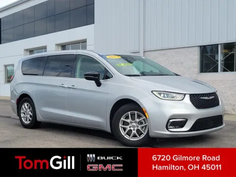 Silver 2024 Chrysler Pacifica Touring L for sale in Hamilton, OH