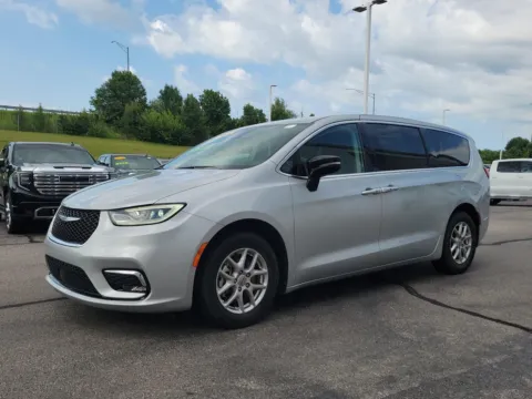 Photos of 2024 Chrysler Pacifica Touring L for sale in Hamilton, OH at Tom Gill Buick GMC