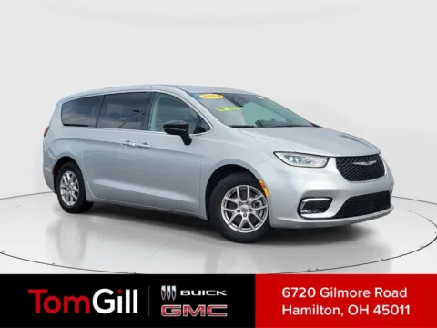 Silver 2024 Chrysler Pacifica Touring L for sale in Hamilton, OH