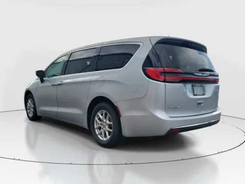 Another view of 2024 Chrysler Pacifica Touring L for sale in Hamilton, OH at Tom Gill Buick GMC