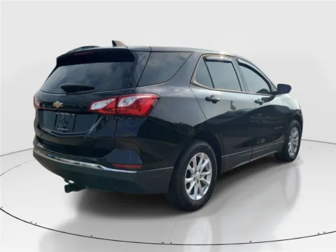 More photos of 2018 Chevrolet Equinox LS at Tom Gill Buick GMC, OH