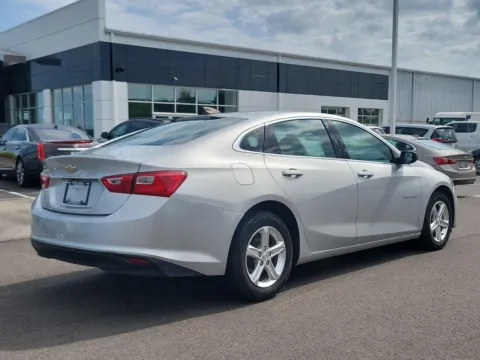 More photos of 2020 Chevrolet Malibu LS at Tom Gill Buick GMC, OH