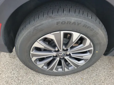 More photos of 2024 Buick Envision Preferred at Tom Gill Buick GMC, OH