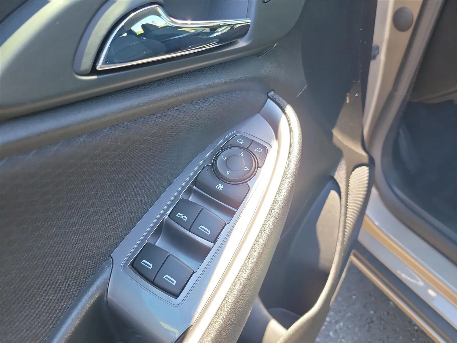 2024 Chevrolet Malibu 1LT - Photo 21