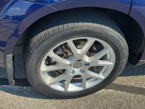 More photos of 2017 Dodge Journey SXT at Tom Gill Buick GMC, OH