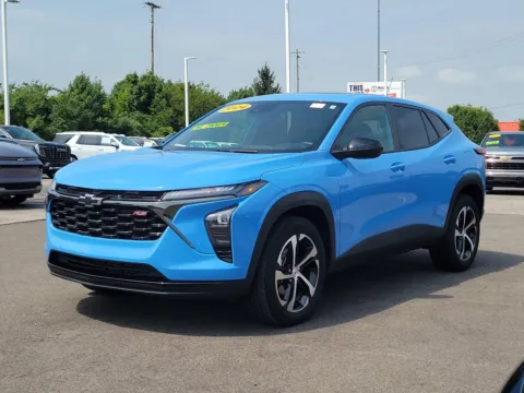 Photos of 2024 Chevrolet Trax 1RS for sale in Hamilton, OH at Tom Gill Buick GMC