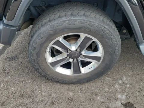 More photos of 2020 Jeep Wrangler Unlimited Sahara at Tom Gill Buick GMC, OH