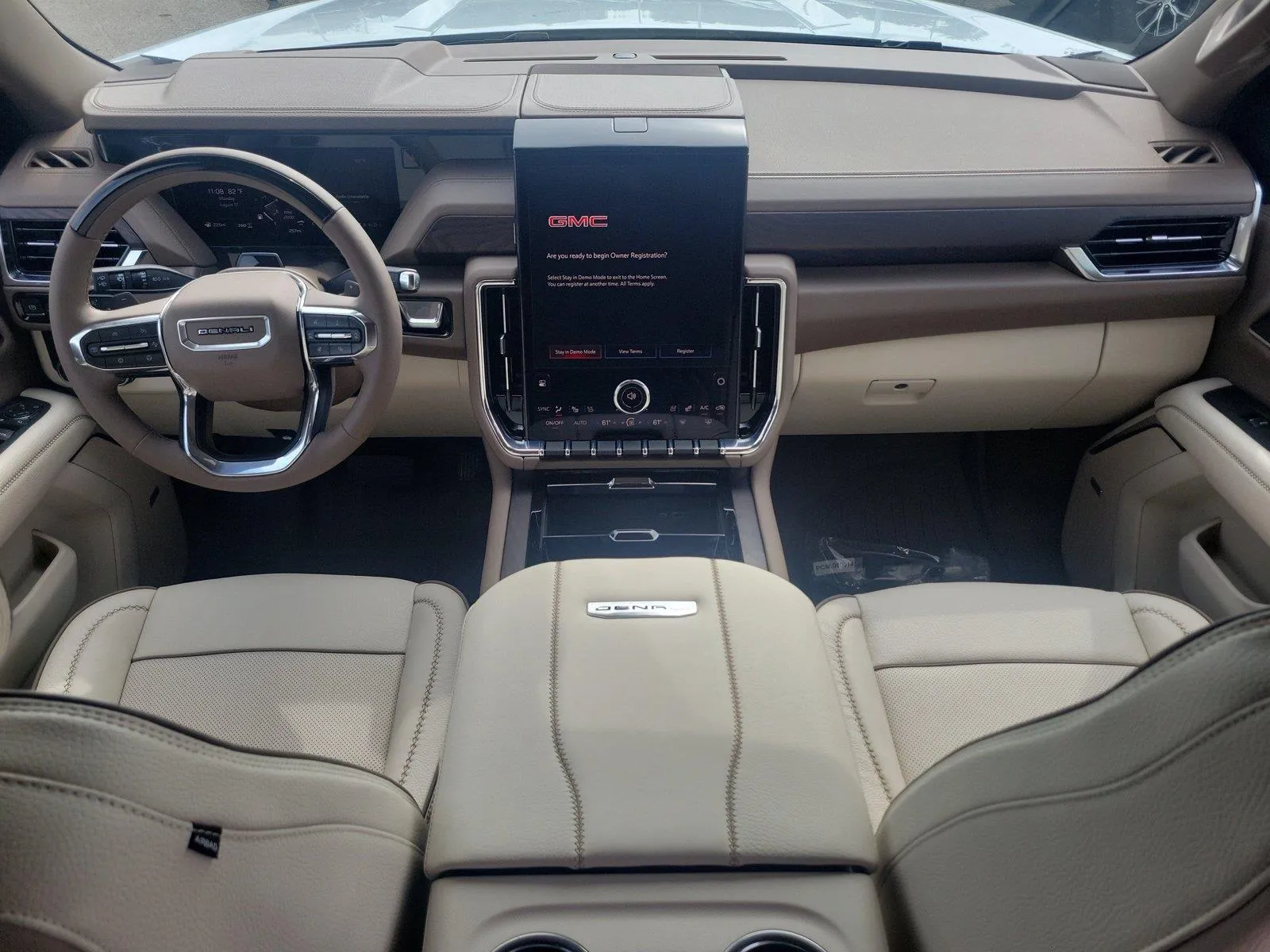 2026 GMC Yukon Denali - Photo 9