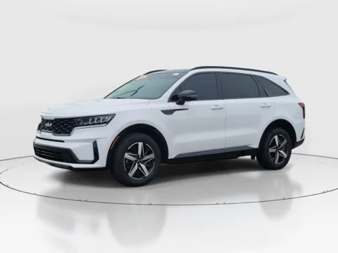 Photos of 2022 Kia Sorento S for sale in Hamilton, OH at Tom Gill Buick GMC