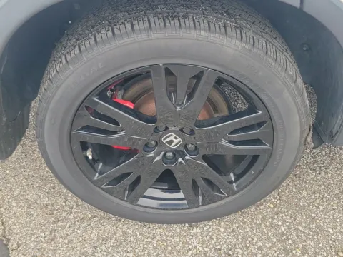More photos of 2021 Honda Pilot Black Edition at Tom Gill Buick GMC, OH