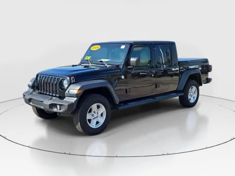 Photos of 2020 Jeep Gladiator Sport S for sale in Hamilton, OH at Tom Gill Buick GMC