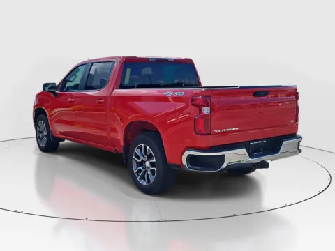 Another view of 2023 Chevrolet Silverado 1500 LT for sale in Hamilton, OH at Tom Gill Buick GMC