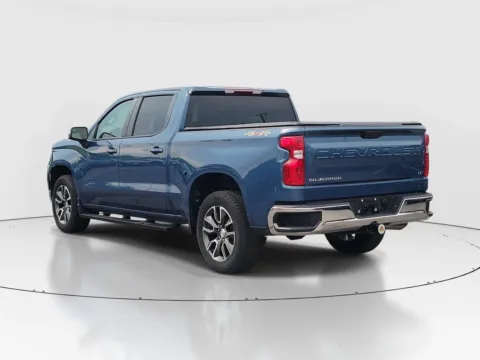 Another view of 2024 Chevrolet Silverado 1500 LT for sale in Hamilton, OH at Tom Gill Buick GMC