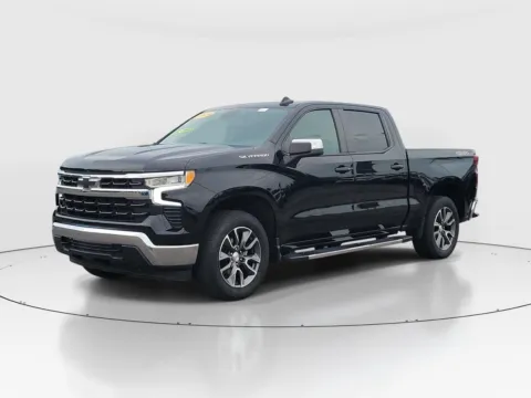Photos of 2024 Chevrolet Silverado 1500 LT for sale in Hamilton, OH at Tom Gill Buick GMC
