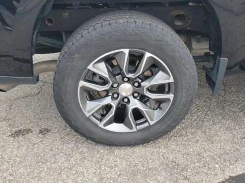 More photos of 2024 Chevrolet Silverado 1500 LT at Tom Gill Buick GMC, OH