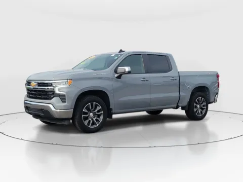 Photos of 2024 Chevrolet Silverado 1500 LT for sale in Hamilton, OH at Tom Gill Buick GMC