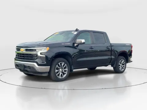 Photos of 2023 Chevrolet Silverado 1500 LT for sale in Hamilton, OH at Tom Gill Buick GMC