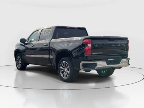 Another view of 2023 Chevrolet Silverado 1500 LT for sale in Hamilton, OH at Tom Gill Buick GMC