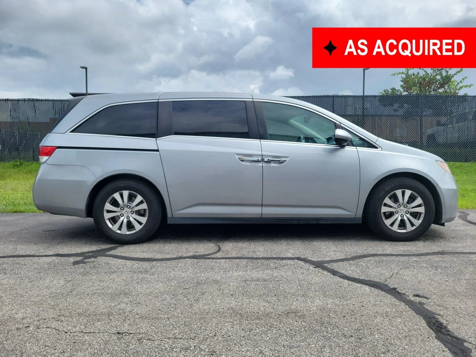 Silver 2016 Honda Odyssey EX-L for sale in Hamilton, OH