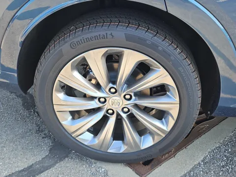 More photos of 2026 Buick Envista Avenir at Tom Gill Buick GMC, OH