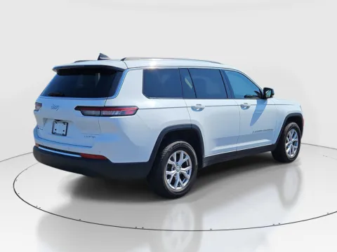 More photos of 2022 Jeep Grand Cherokee L Limited at Tom Gill Buick GMC, OH