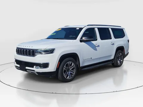 Photos of 2024 Jeep Wagoneer L Series II for sale in Hamilton, OH at Tom Gill Buick GMC