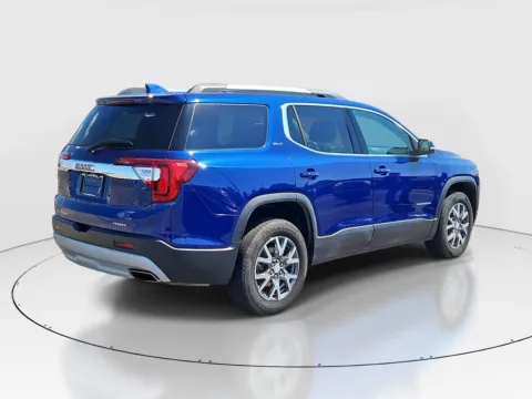 More photos of 2023 GMC Acadia SLT at Tom Gill Buick GMC, OH