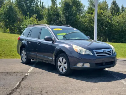 Photos of 2011 Subaru Outback 2.5i Prem AWP/Pwr Moon for sale in Hamilton, OH at Tom Gill Buick GMC