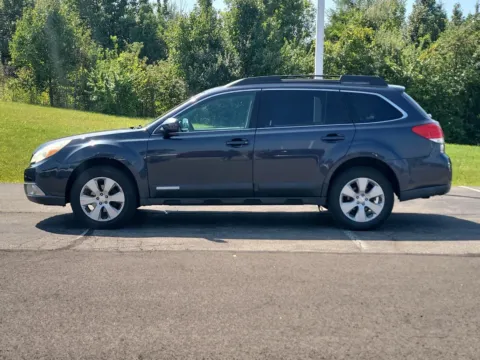 More photos of 2011 Subaru Outback 2.5i Prem AWP/Pwr Moon at Tom Gill Buick GMC, OH