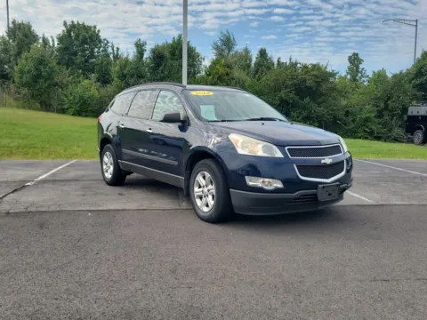 Photos of 2012 Chevrolet Traverse LS for sale in Hamilton, OH at Tom Gill Buick GMC