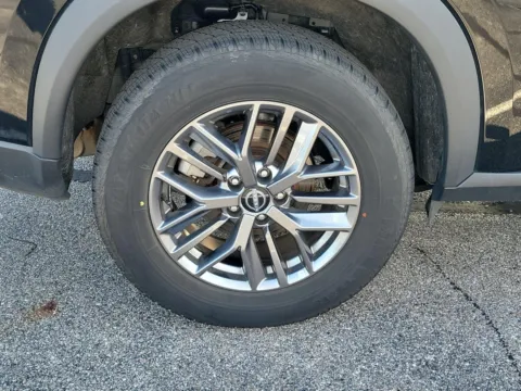 More photos of 2024 Nissan Rogue S at Tom Gill Buick GMC, OH