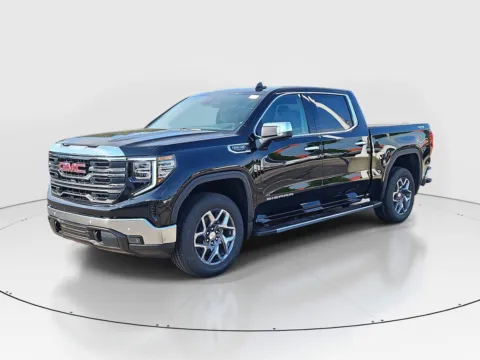 Photos of 2026 GMC Sierra 1500 SLT for sale in Hamilton, OH at Tom Gill Buick GMC