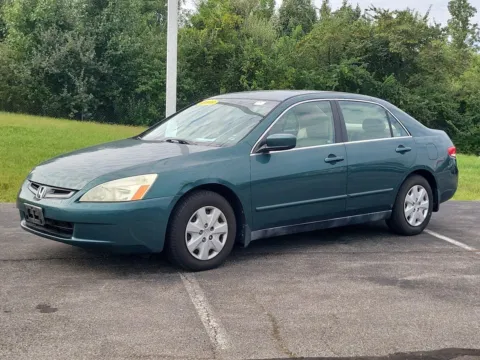 More photos of 2003 Honda Accord Sdn LX at Tom Gill Buick GMC, OH