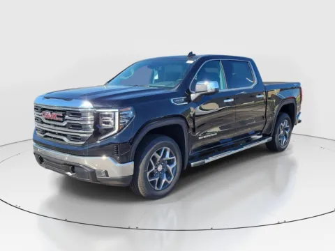 Photos of 2026 GMC Sierra 1500 SLT for sale in Hamilton, OH at Tom Gill Buick GMC