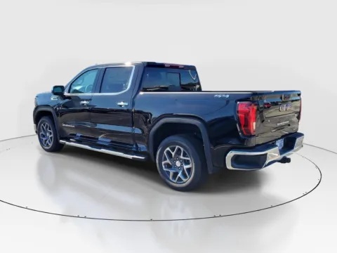 Another view of 2026 GMC Sierra 1500 SLT for sale in Hamilton, OH at Tom Gill Buick GMC