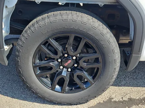 More photos of 2024 GMC Sierra 1500 Elevation at Tom Gill Buick GMC, OH