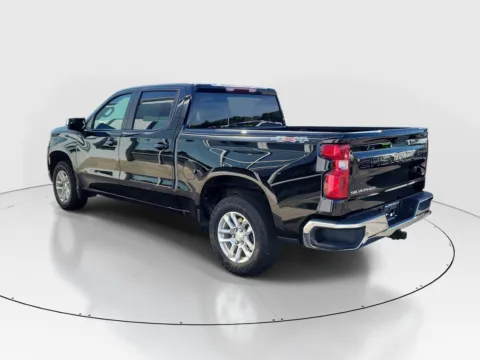 Another view of 2023 Chevrolet Silverado 1500 LT for sale in Hamilton, OH at Tom Gill Buick GMC