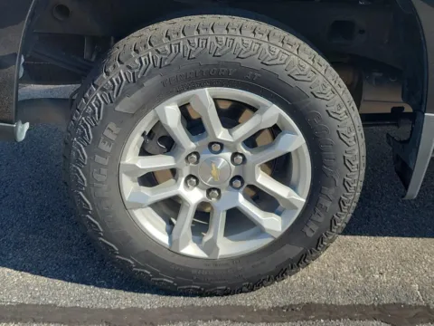 More photos of 2023 Chevrolet Silverado 1500 LT at Tom Gill Buick GMC, OH