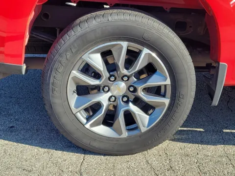 More photos of 2023 Chevrolet Silverado 1500 LT at Tom Gill Buick GMC, OH