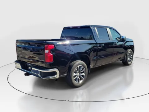 More photos of 2023 Chevrolet Silverado 1500 LT at Tom Gill Buick GMC, OH