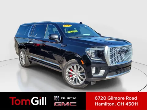 Black 2022 GMC Yukon XL Denali for sale in Hamilton, OH