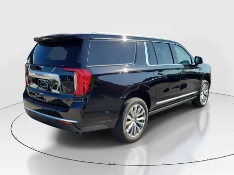 More photos of 2022 GMC Yukon XL Denali at Tom Gill Buick GMC, OH
