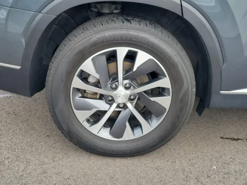 More photos of 2022 Hyundai Palisade SEL at Tom Gill Buick GMC, OH
