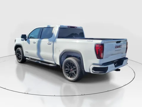 Another view of 2026 GMC Sierra 1500 Elevation for sale in Hamilton, OH at Tom Gill Buick GMC